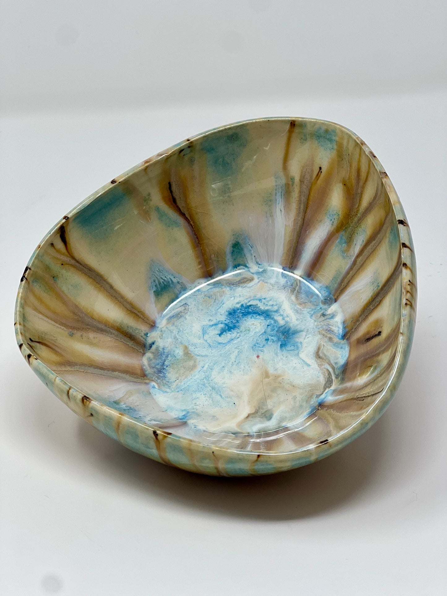 Small 3 sided bowl