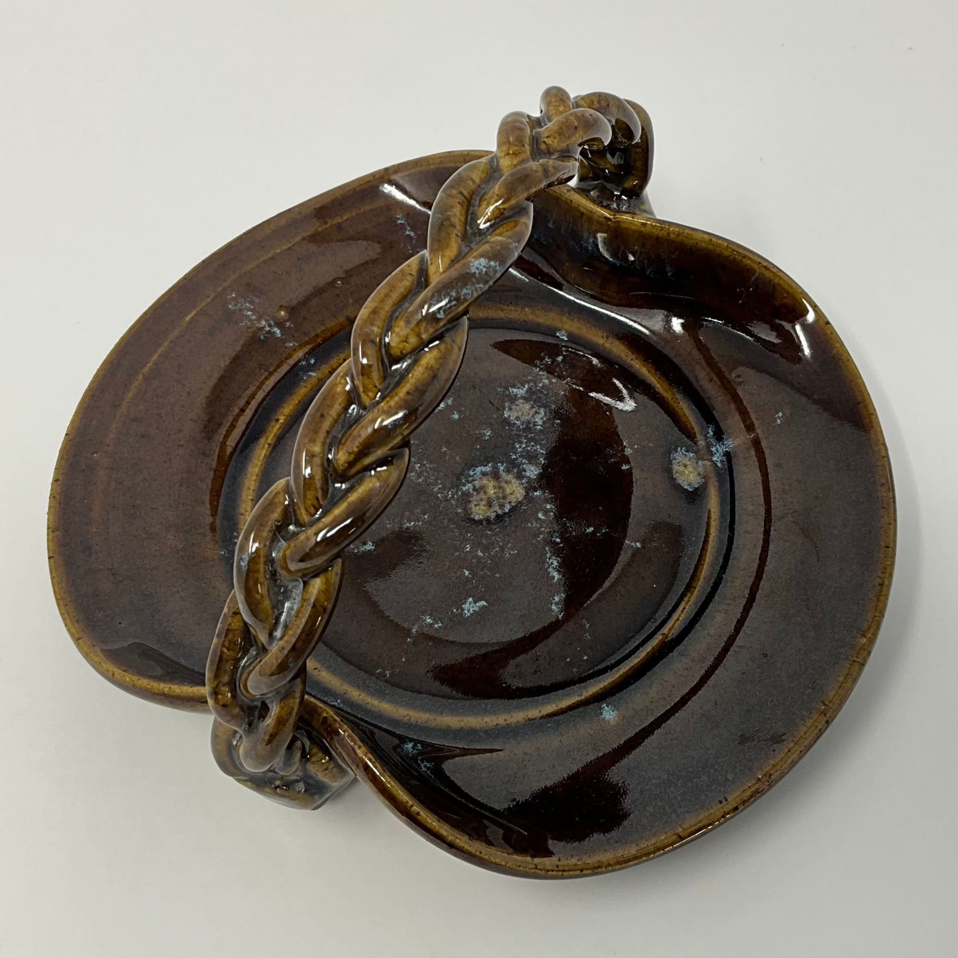 Vintage-Style Basket Plate with Braided Handle - Golden Umber Glazing - Top view